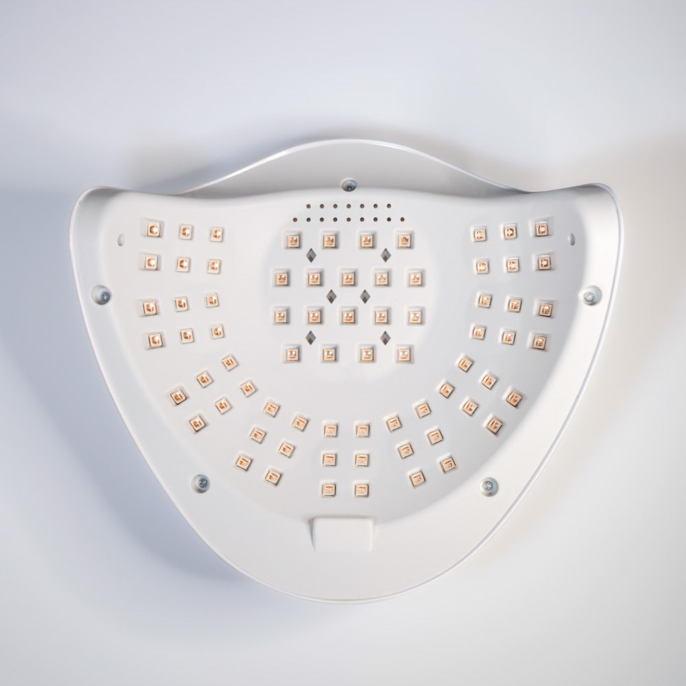 SUN X20 MAX UV/LED LAMP - UV-lampe til negl som viser innsiden av lampen med alle dens lyspærer