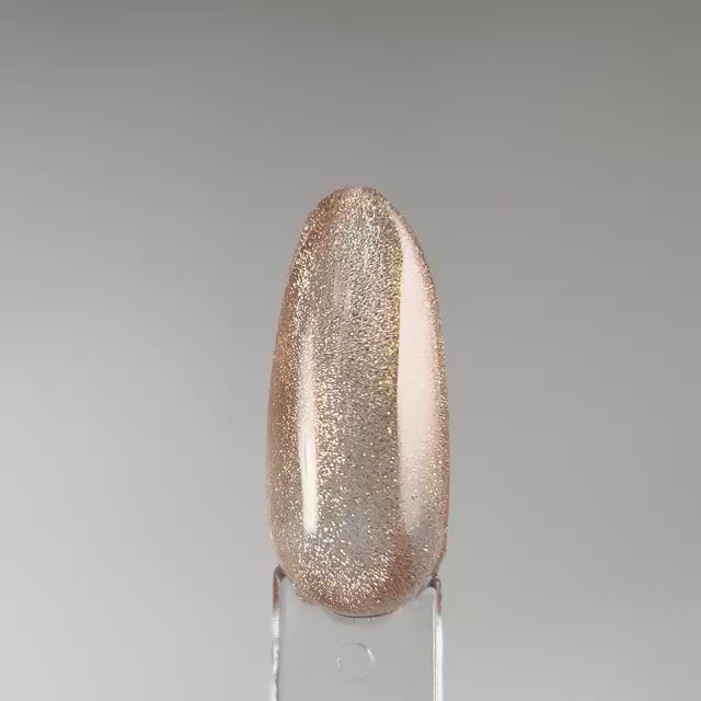 Neglemakeriet Cat Eye Gel Polish - FAIRY 