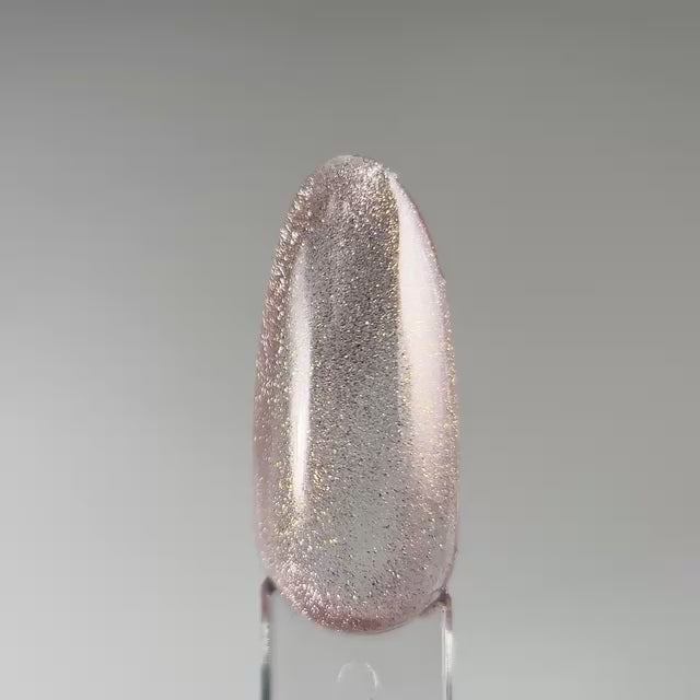 Neglemakeriet Cat Eye Gel Polish - FAIRY 