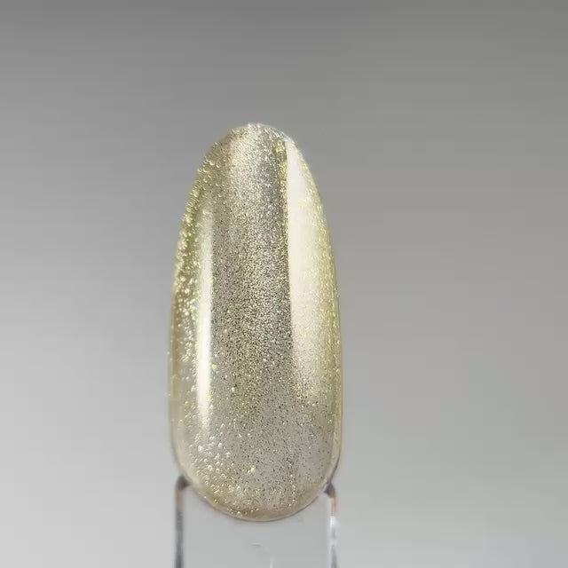 Neglemakeriet Cat Eye Gel Polish - FAIRY 