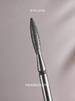 STALEKS Diamond Nail Drill Bit Flame Red EXPERT Head Diameter 2,3 mm / Working Part 10 mm - video som illustrerer bruk av FA10R023/10