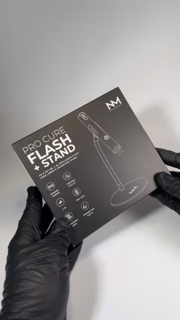 Pro Cure flash cure lampe UV LED til negler og gele fra neglemakeriet, fin mini lampe