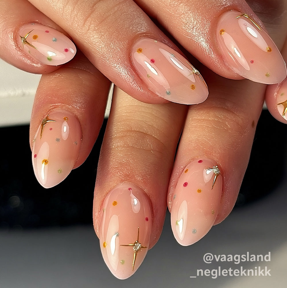 Professional Builder Gel 30 + gull chrome fa neglemakeriet - kundebilde